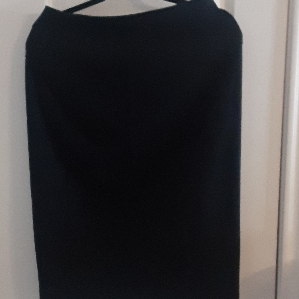 Clothes - Picture 4 of 4